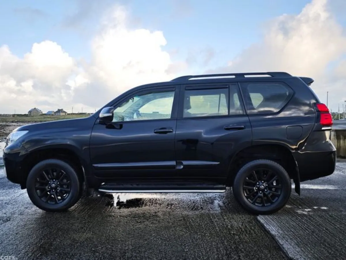 Toyota Land Cruiser Pick Up, Diesel, 2018, Black