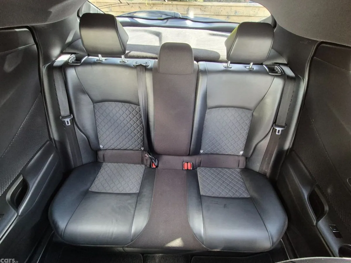 Toyota C-HR SUV, Petrol Hybrid, 2021, Blue