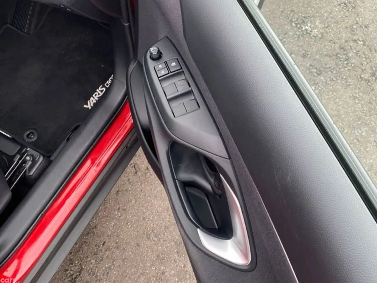 Toyota Yaris Hatchback, Petrol Hybrid, 2023, Red