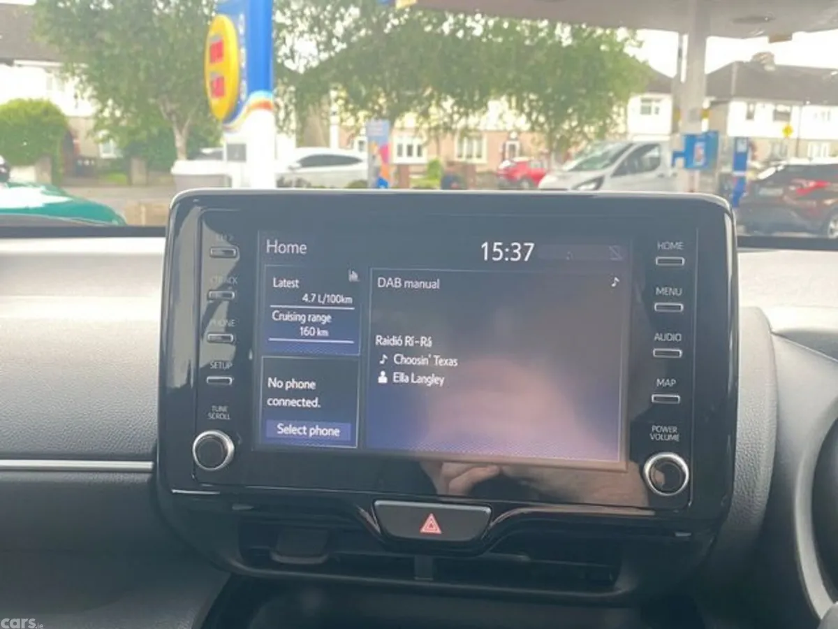 Toyota Yaris Hatchback, Petrol Hybrid, 2023, Red