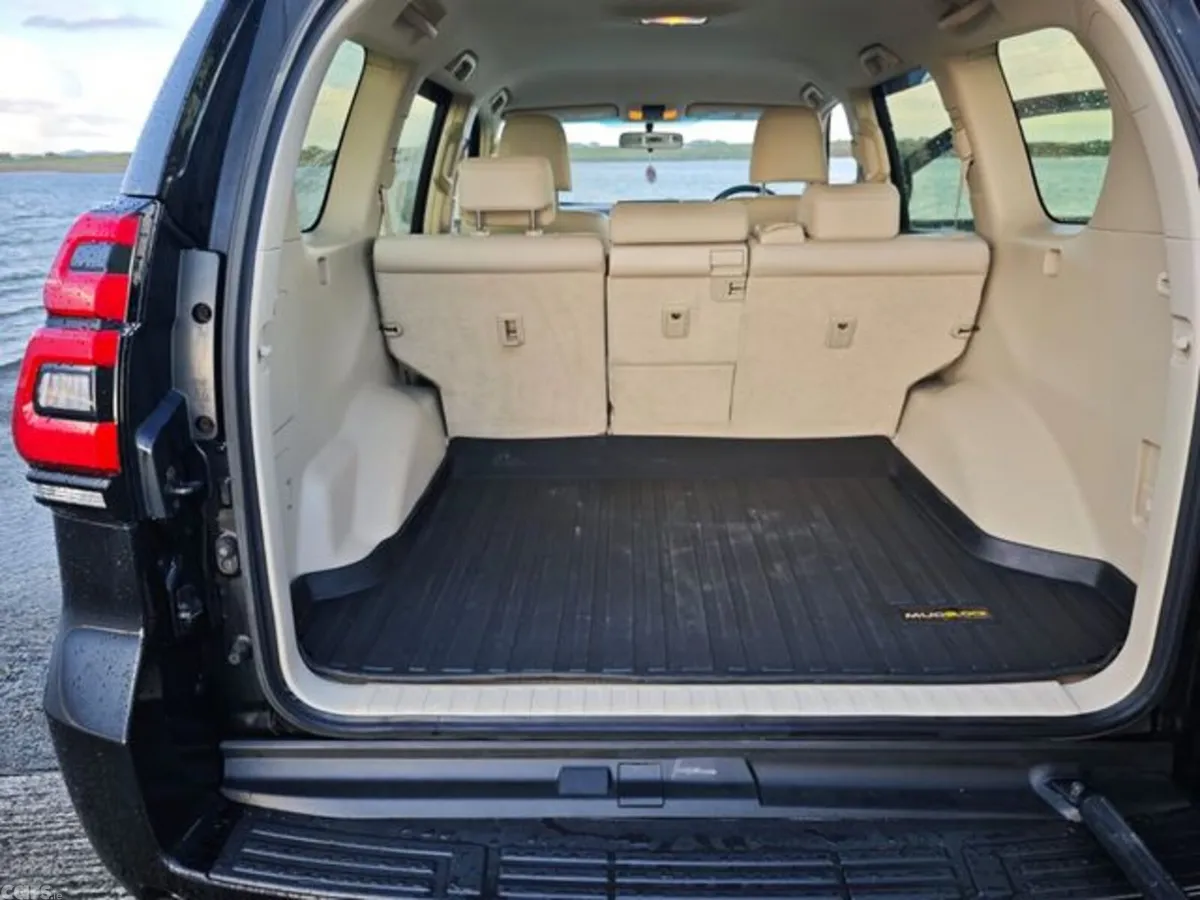 Toyota Land Cruiser Pick Up, Diesel, 2018, Black