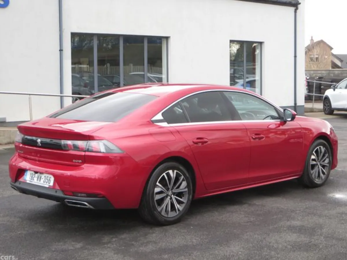 Peugeot 508 Hatchback, Diesel, 2019, Red