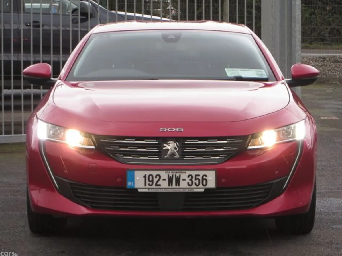Peugeot 508 Hatchback, Diesel, 2019, Red