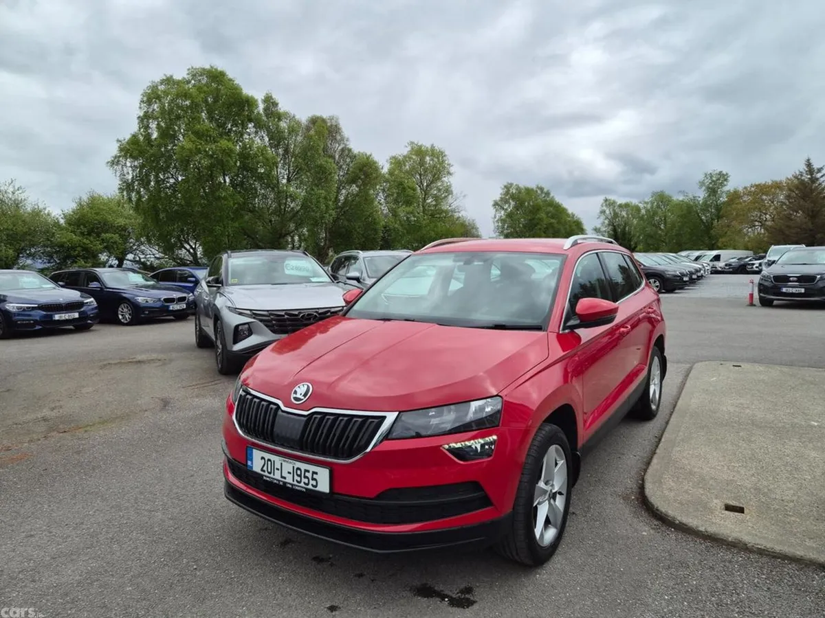 Skoda Karoq Estate, Petrol, 2020, Red