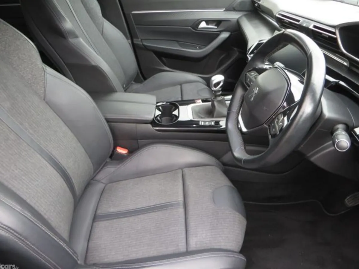 Peugeot 508 Hatchback, Diesel, 2019, Red