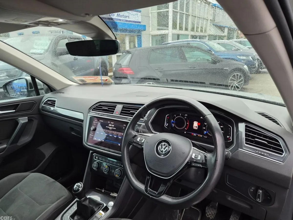 Volkswagen Tiguan Estate, Diesel, 2019, Grey