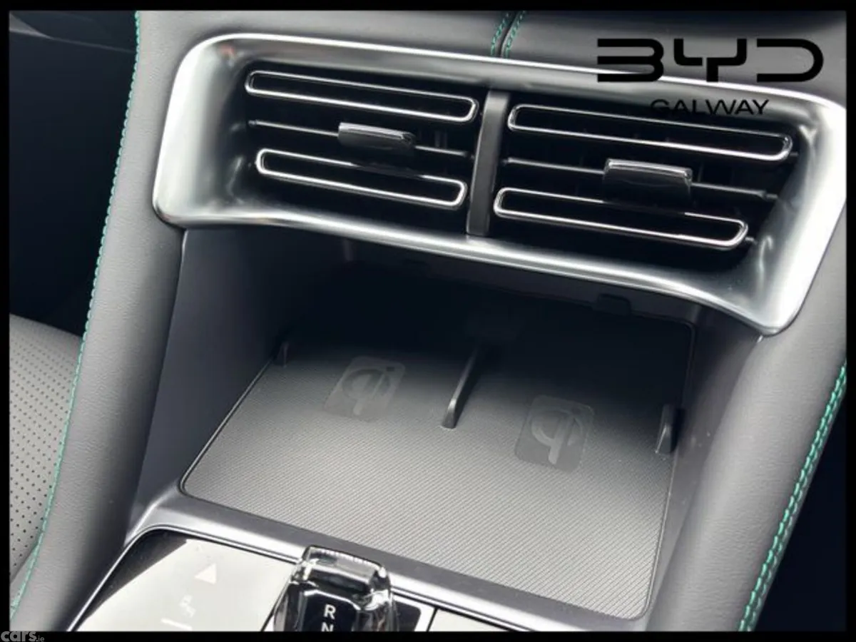 BYD SEAL U SUV, Petrol Plug-in Hybrid, 2026, Blue