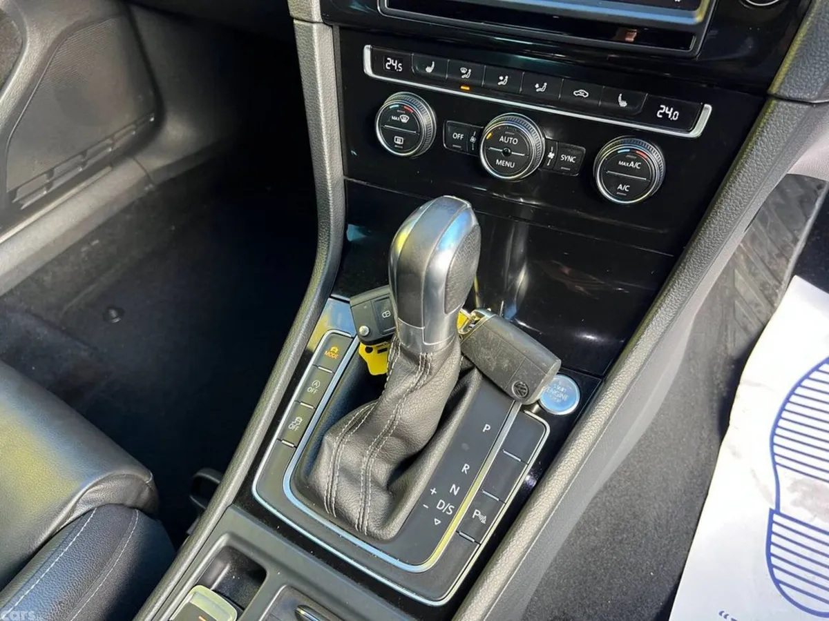 Volkswagen Golf Hatchback, Petrol, 2015, Grey