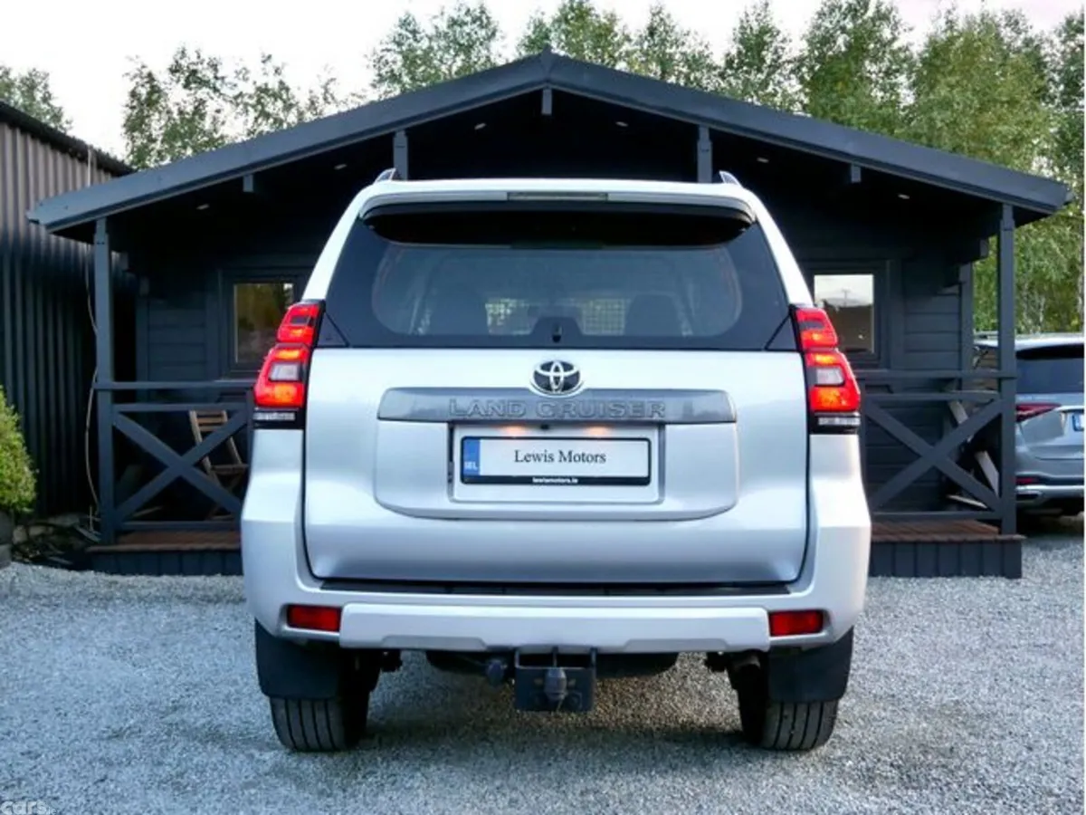 Toyota Land Cruiser Van, Diesel, 2023, Grey
