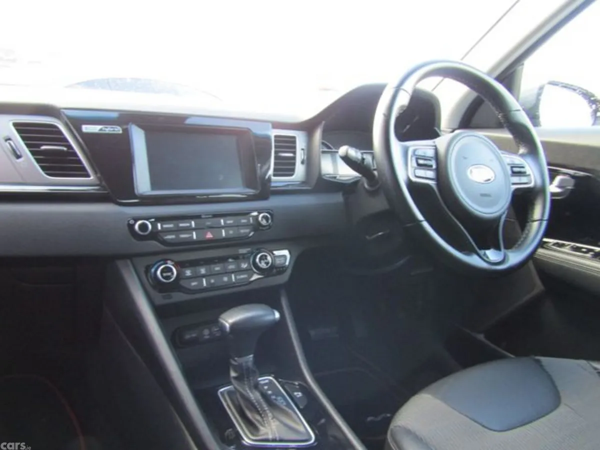 Kia Niro Estate, Petrol Hybrid, 2019, Grey