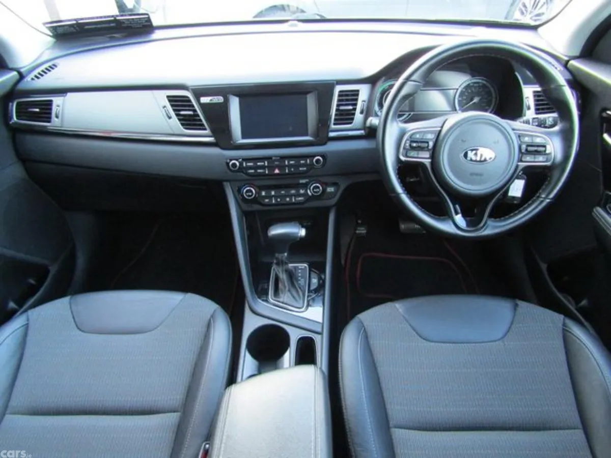 Kia Niro Estate, Petrol Hybrid, 2019, Grey