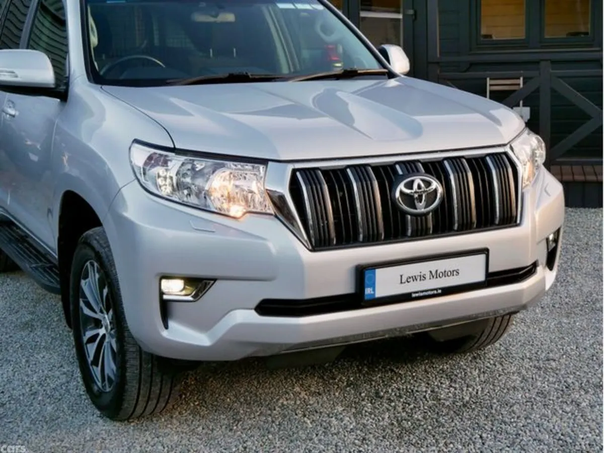 Toyota Land Cruiser Van, Diesel, 2023, Grey