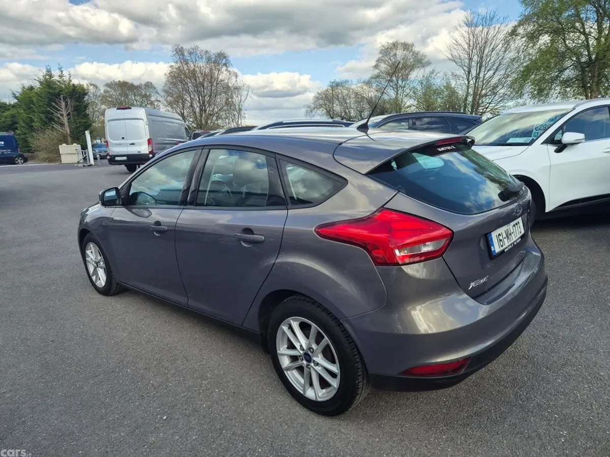 Ford Focus Hatchback, Diesel, 2016, Brown