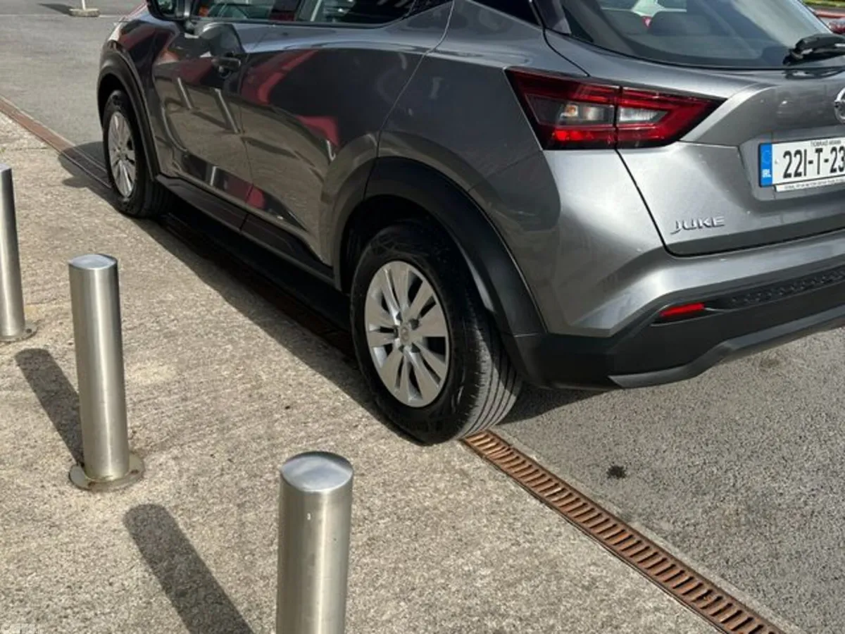 Nissan Juke MPV, Petrol, 2022, Grey