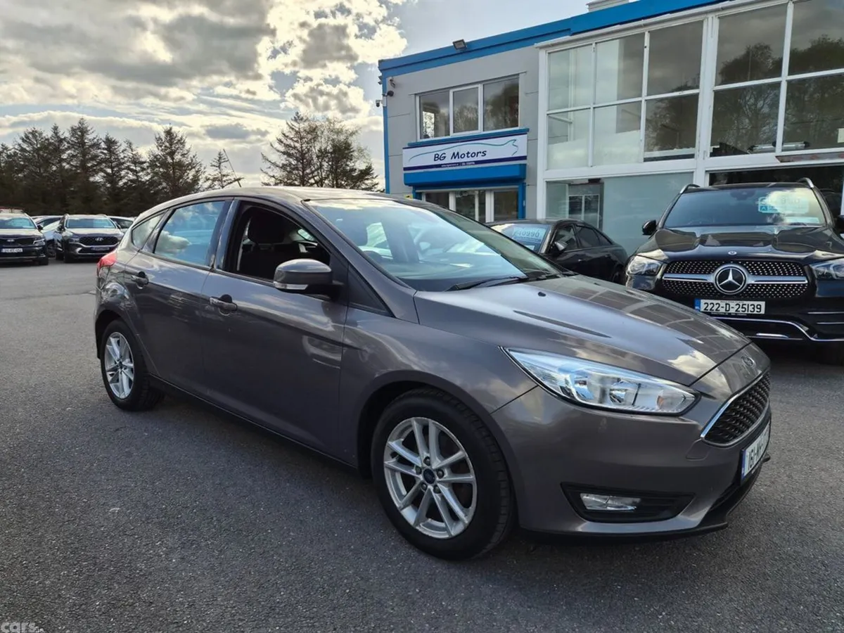 Ford Focus Hatchback, Diesel, 2016, Brown