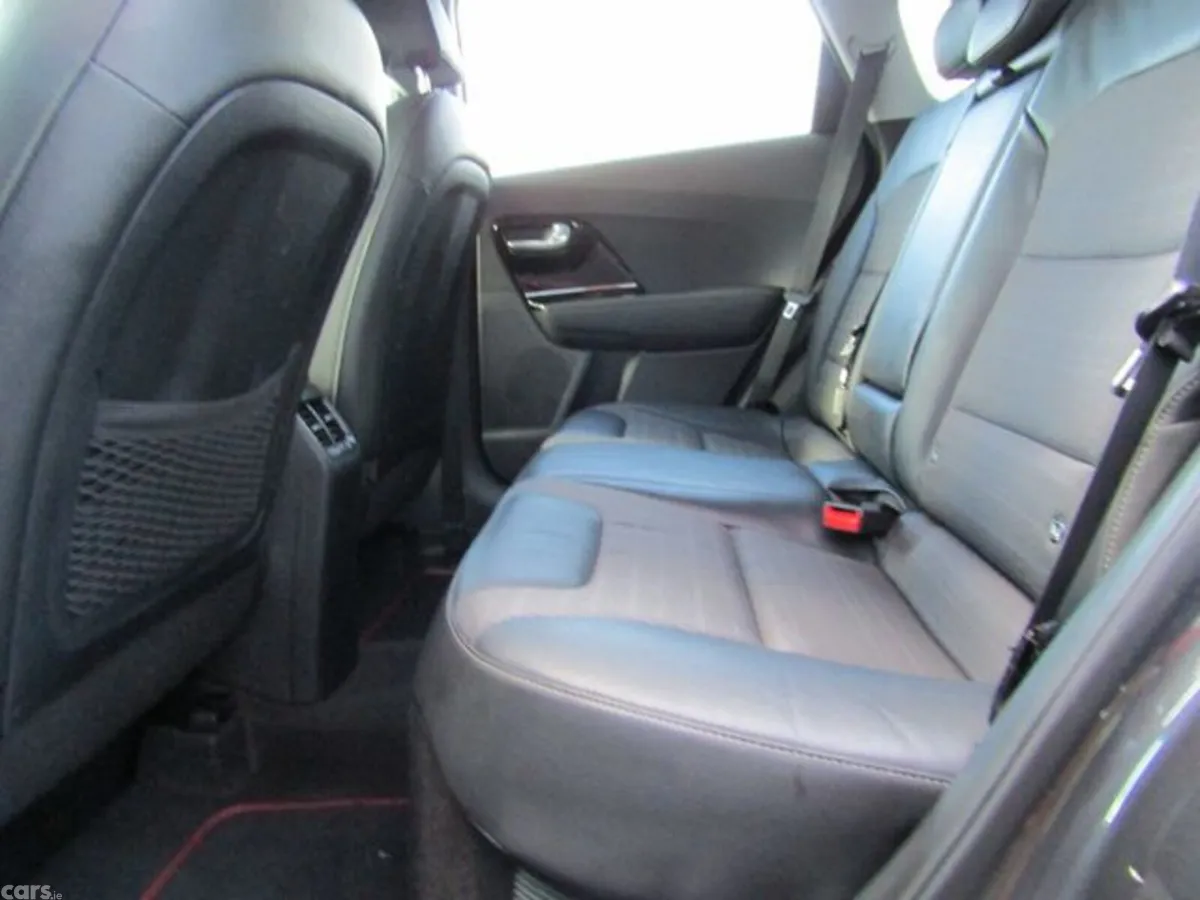 Kia Niro Estate, Petrol Hybrid, 2019, Grey
