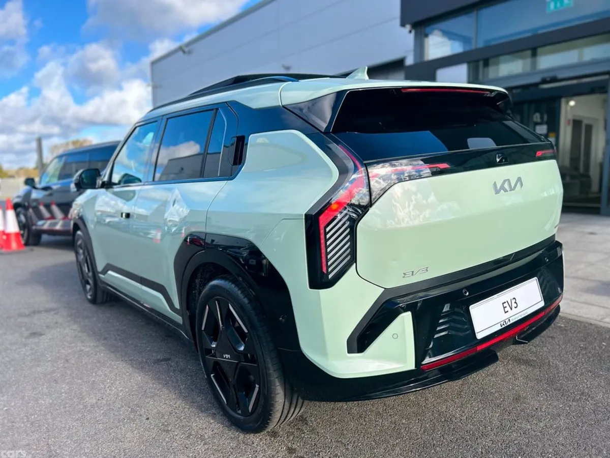 Kia EV3 SUV, Electric, 2027, Green