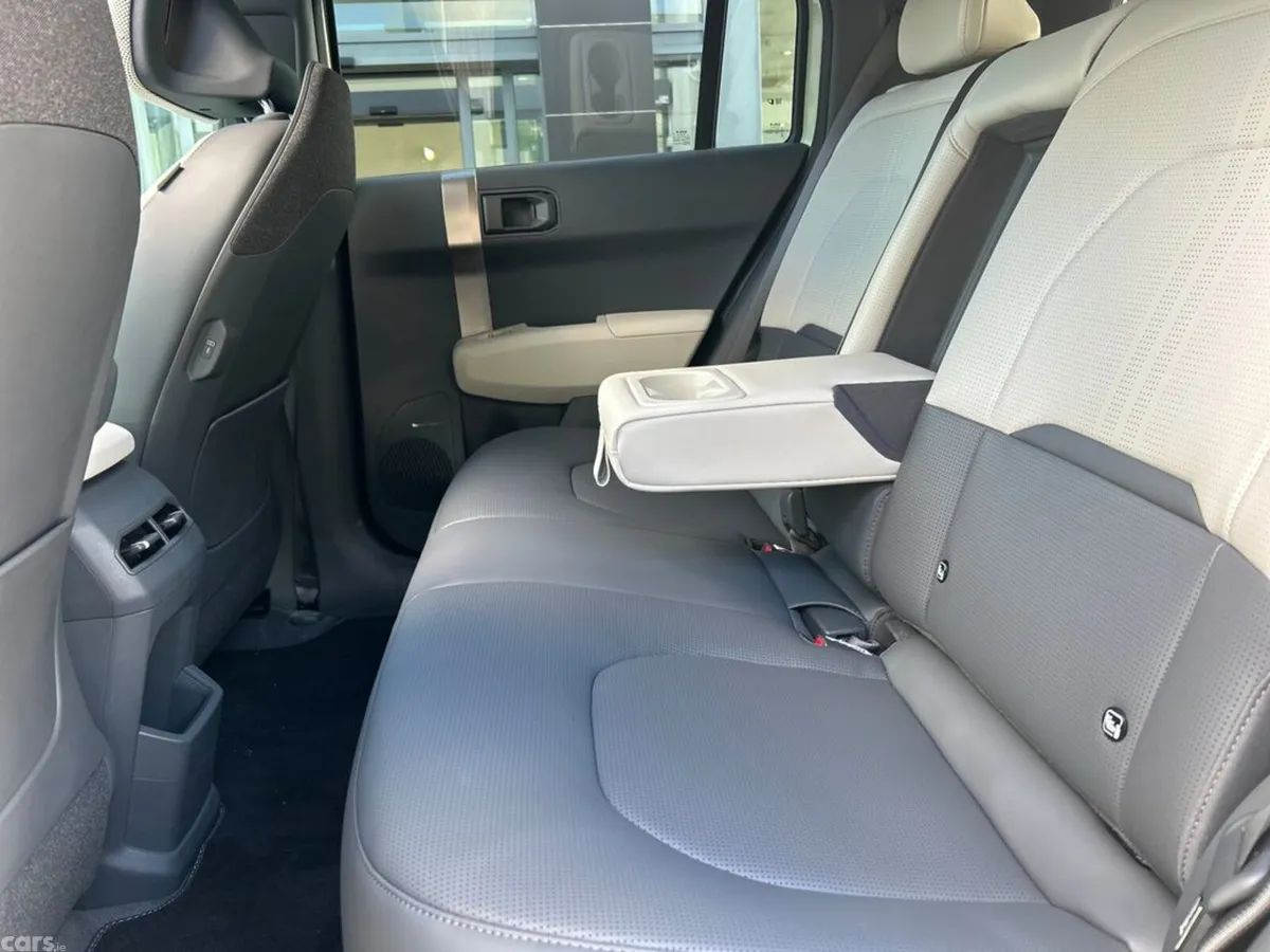 Kia EV3 SUV, Electric, 2027, Green
