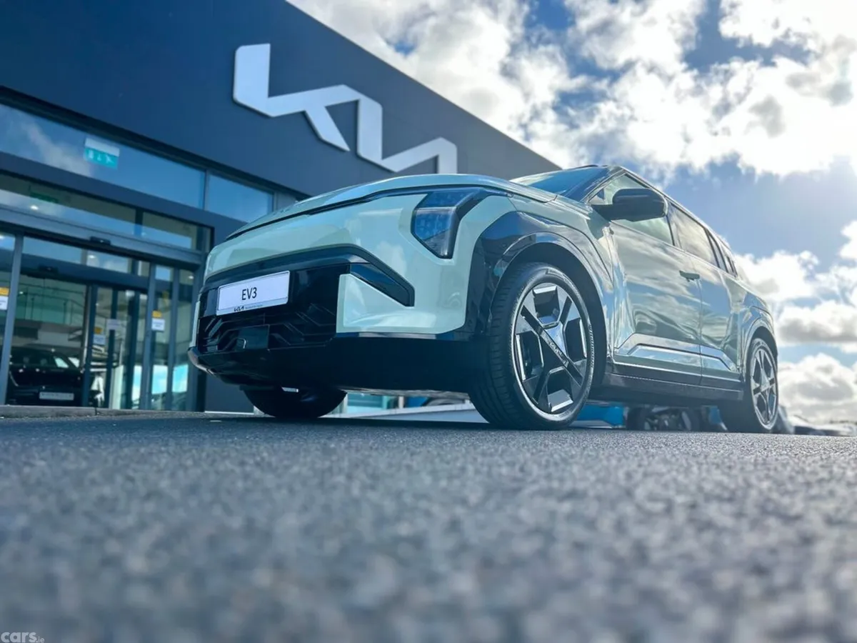 Kia EV3 SUV, Electric, 2027, Green