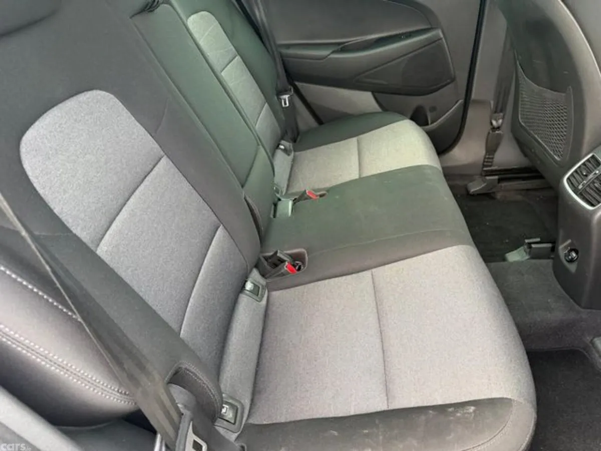 Hyundai Tucson Estate, Diesel, 2021, Silver