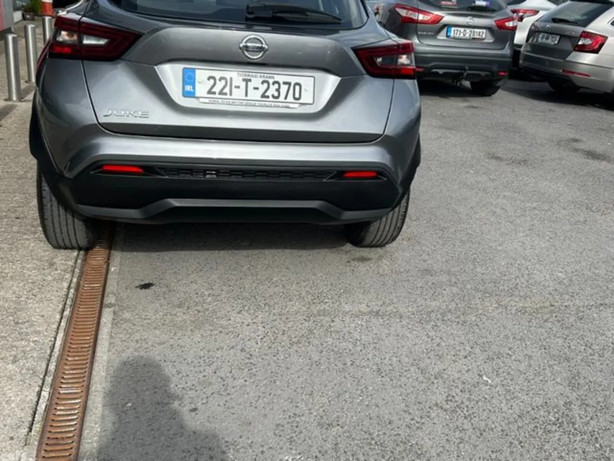 Nissan Juke MPV, Petrol, 2022, Grey