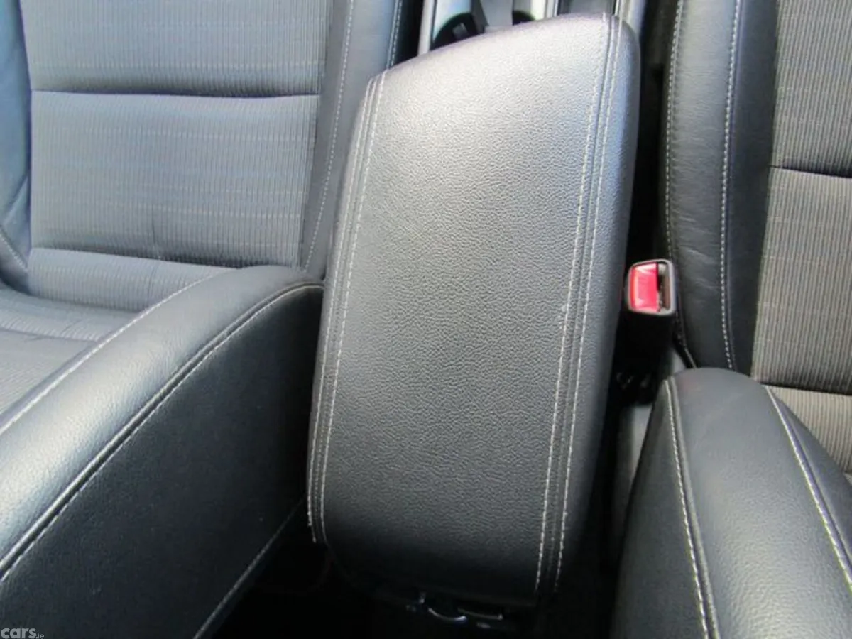 Kia Niro Estate, Petrol Hybrid, 2019, Grey