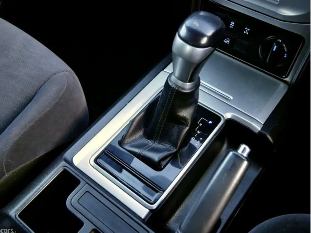Toyota Land Cruiser Van, Diesel, 2023, Grey
