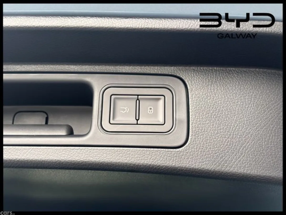 BYD SEAL U SUV, Petrol Plug-in Hybrid, 2026, Blue