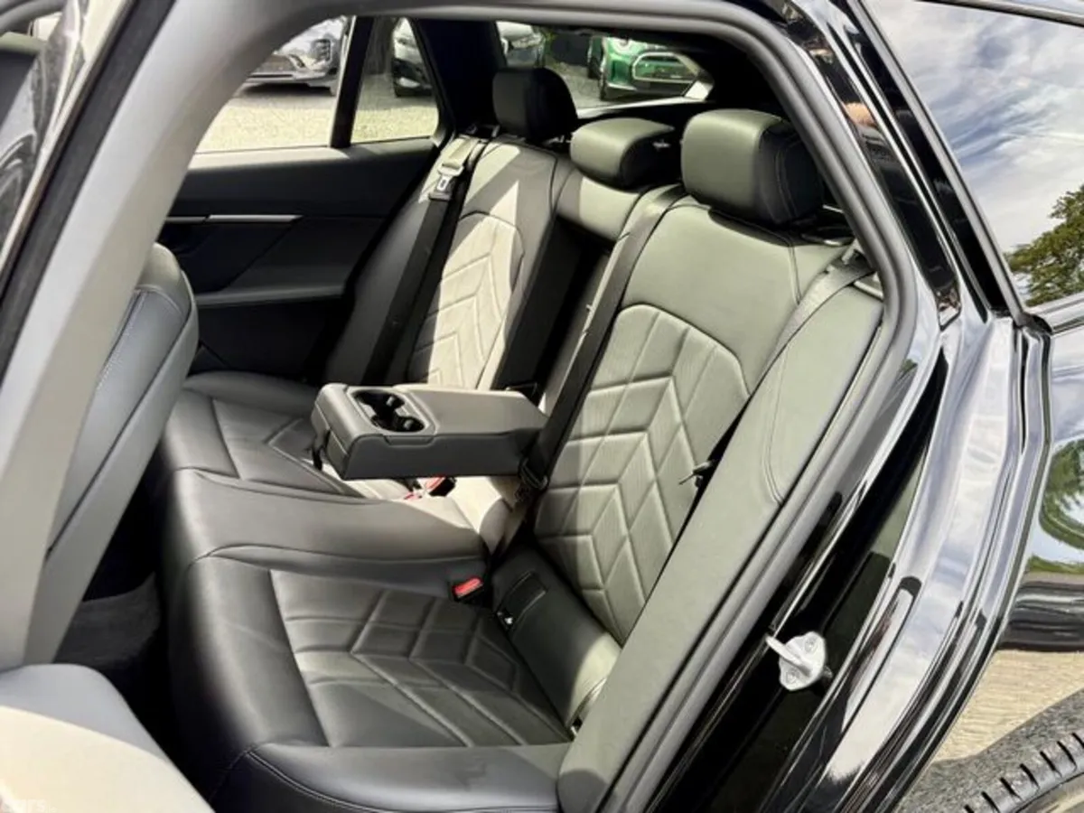BMW 5-Series Estate, Petrol Hybrid, 2025, Black