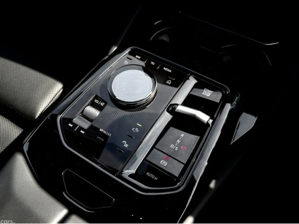 BMW 5-Series Estate, Petrol Hybrid, 2025, Black