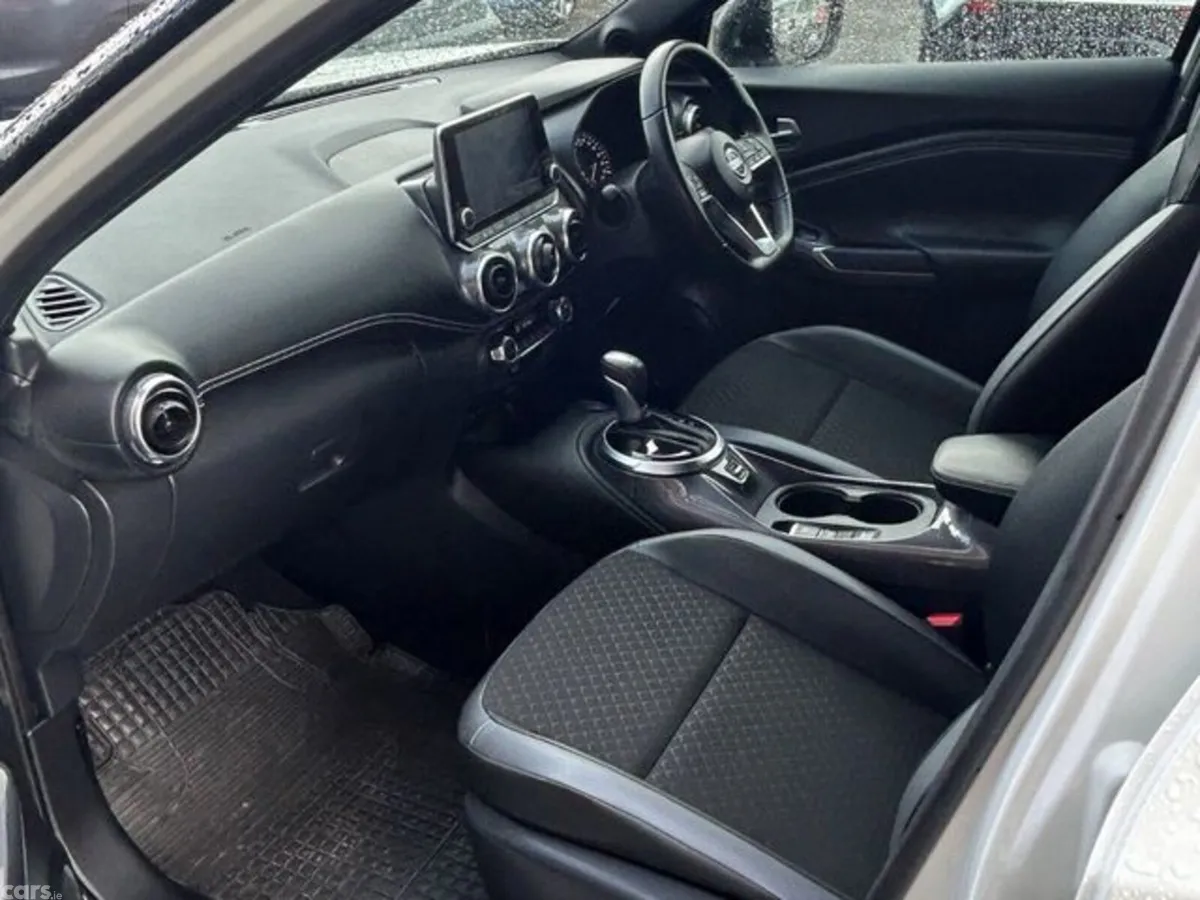 Nissan Juke MPV, Petrol, 2023, White