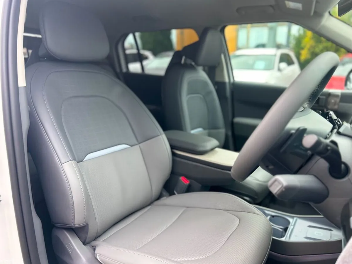 Kia EV3 SUV, Electric, 2027, Silver