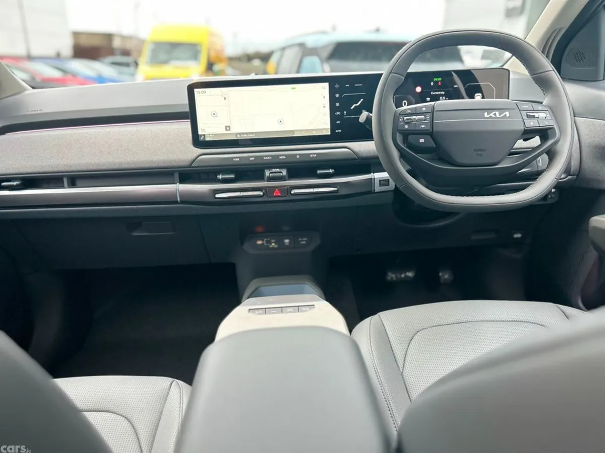 Kia EV3 SUV, Electric, 2027, Silver