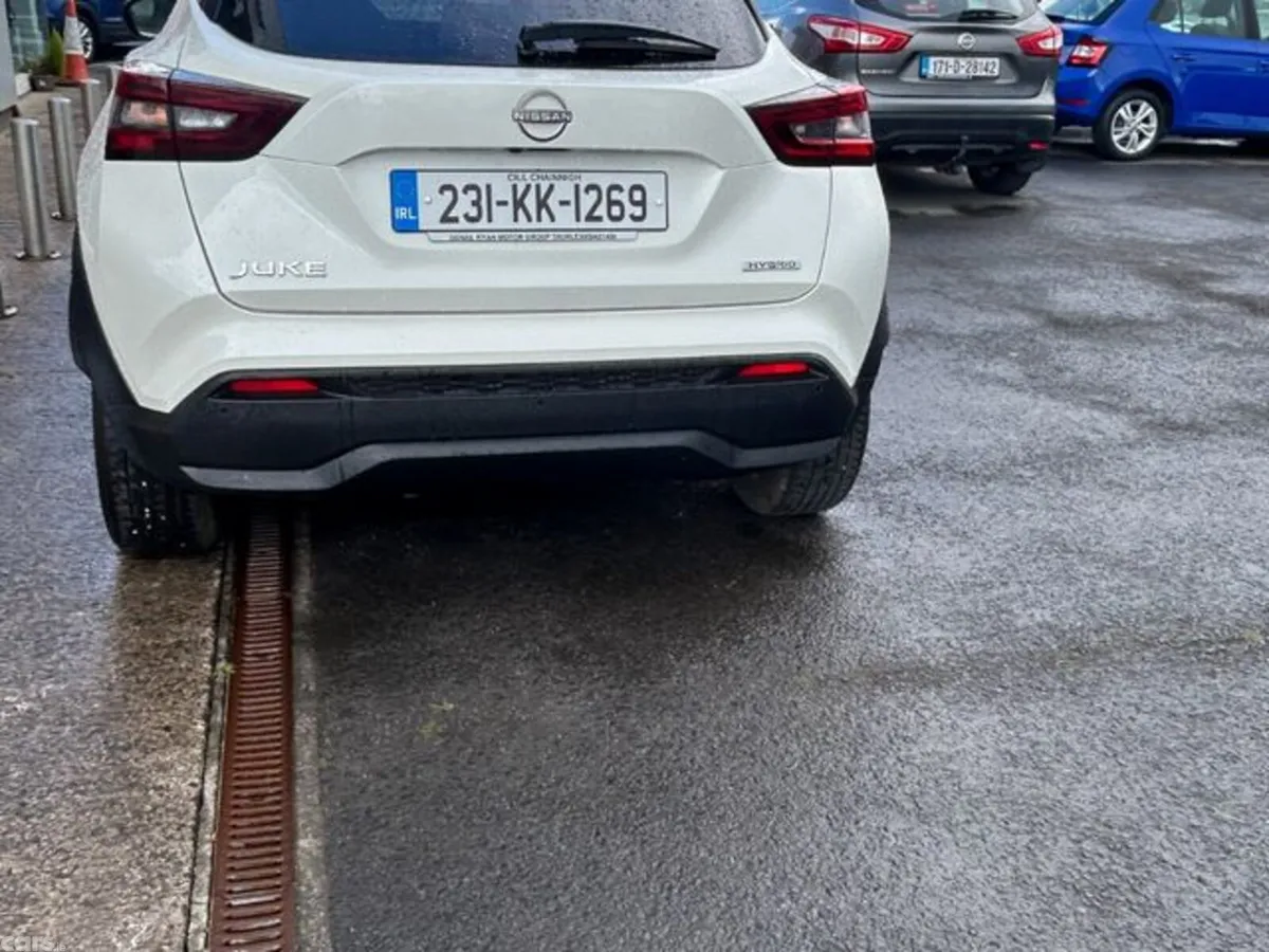 Nissan Juke MPV, Petrol, 2023, White
