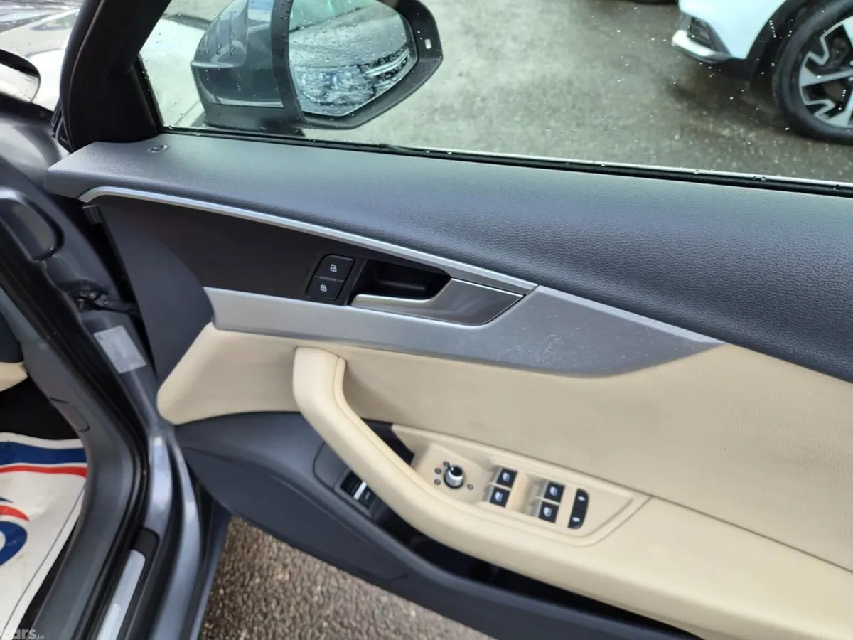 Audi A4 Saloon, Diesel, 2016, Grey
