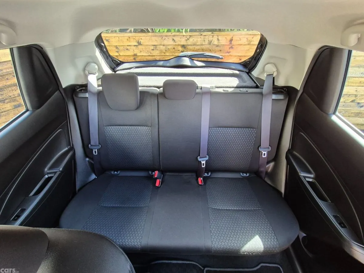 Suzuki Swift Hatchback, Petrol, 2023, Black
