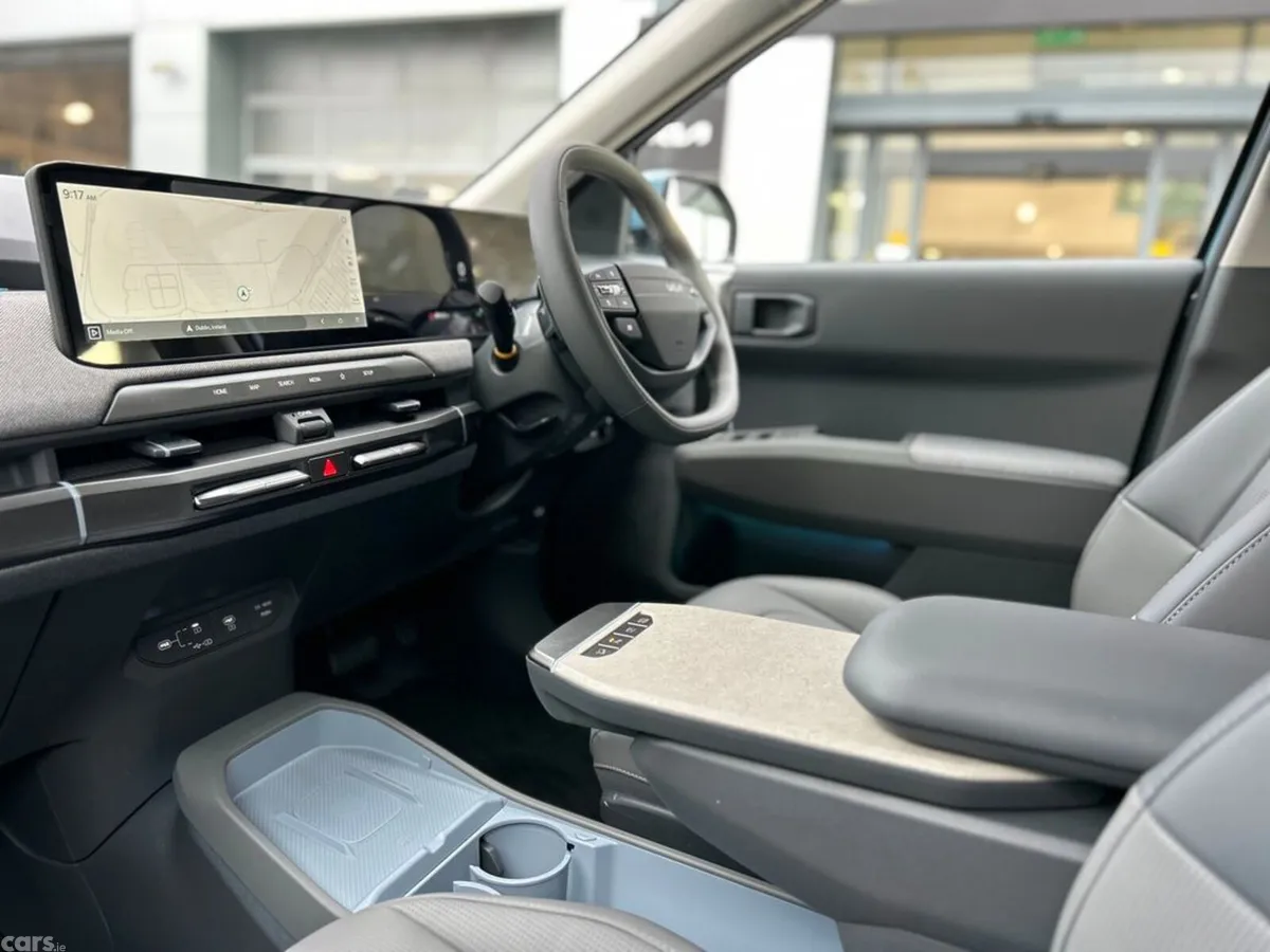 Kia EV3 SUV, Electric, 2027, Blue
