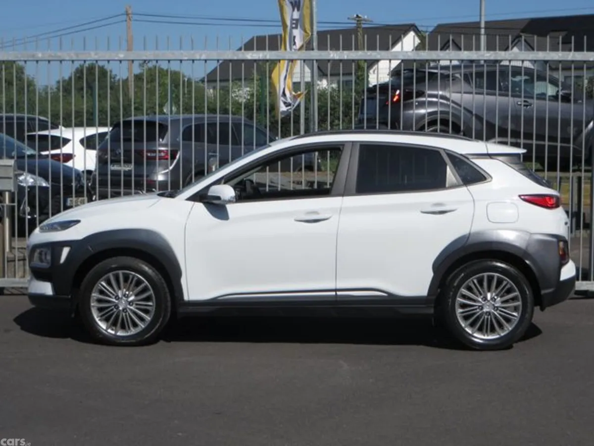 Hyundai KONA MPV, Diesel, 2020, White