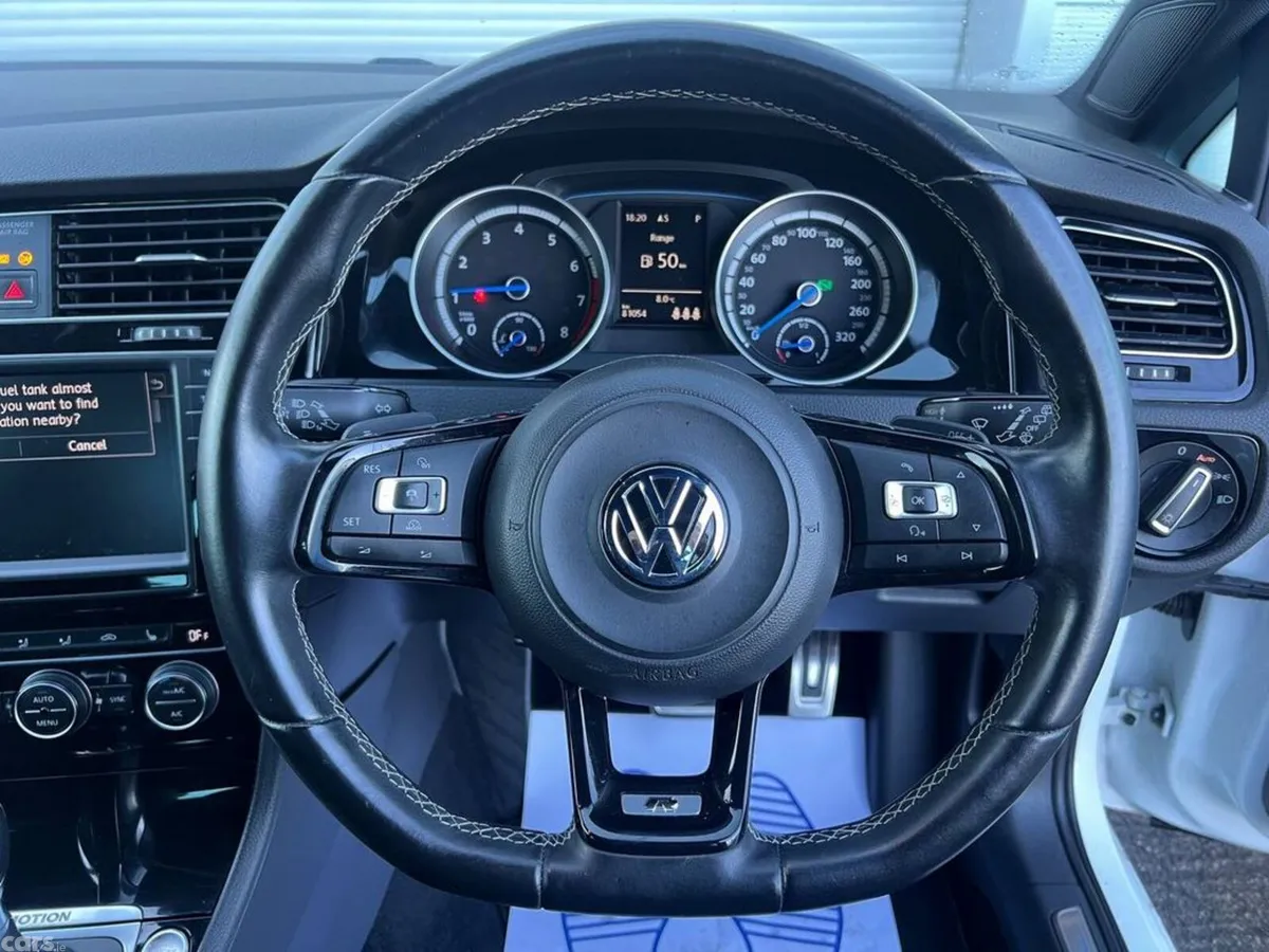 Volkswagen Golf Hatchback, Petrol, 2014, White