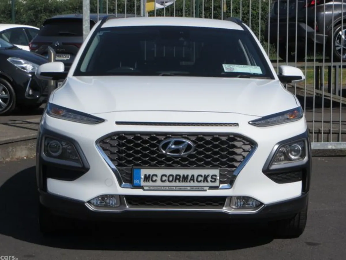 Hyundai KONA MPV, Diesel, 2020, White