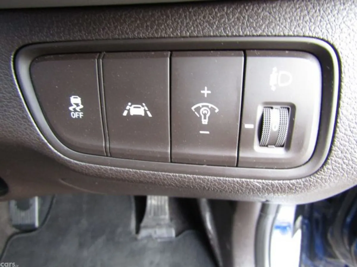Hyundai Santa Fe Estate, Diesel, 2019, Blue