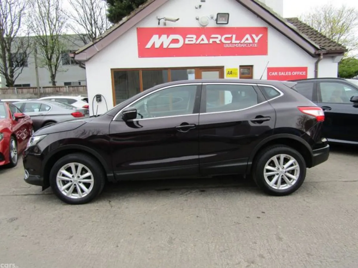 Nissan Qashqai Hatchback, Diesel, 2014, Black
