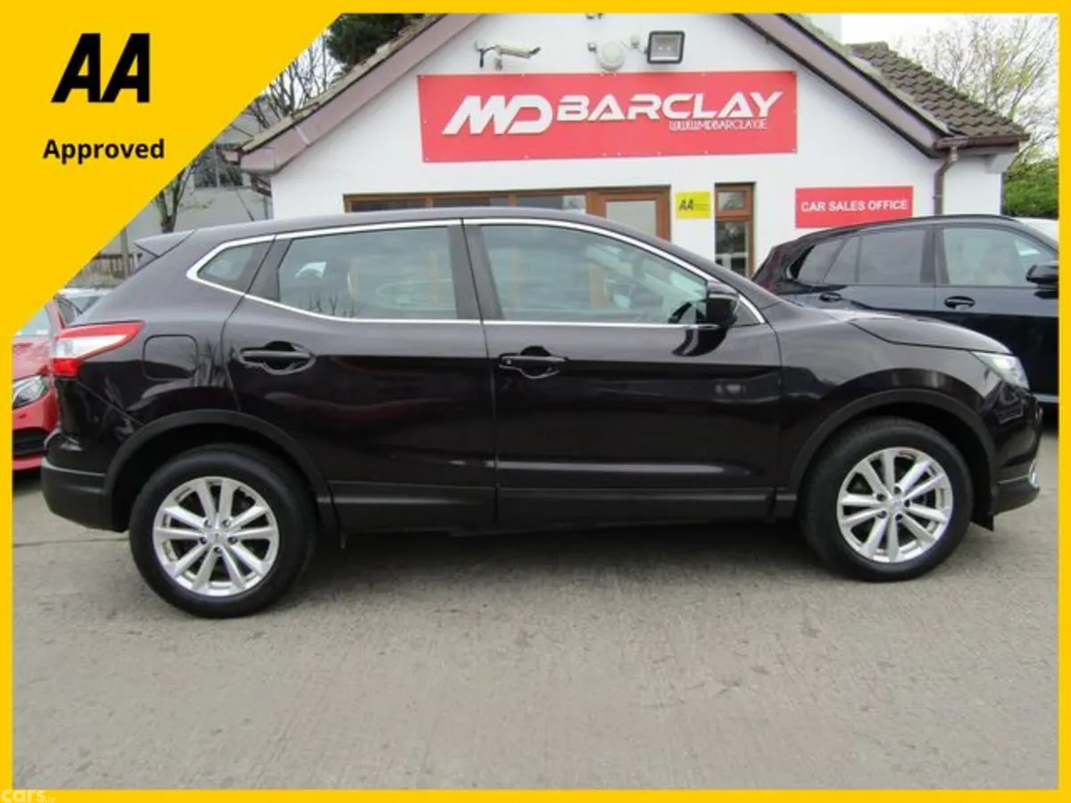 Nissan Qashqai Hatchback, Diesel, 2014, Black