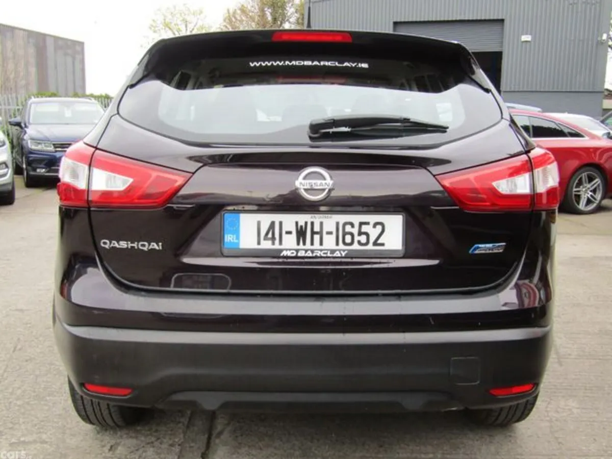 Nissan Qashqai Hatchback, Diesel, 2014, Black