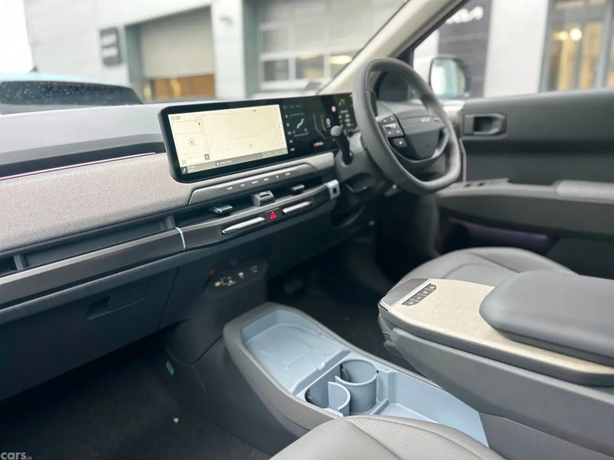 Kia EV3 SUV, Electric, 2027, White
