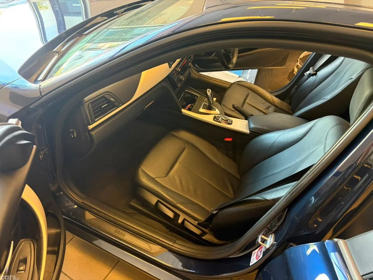 BMW 3-Series Saloon, Petrol, 2016, Blue