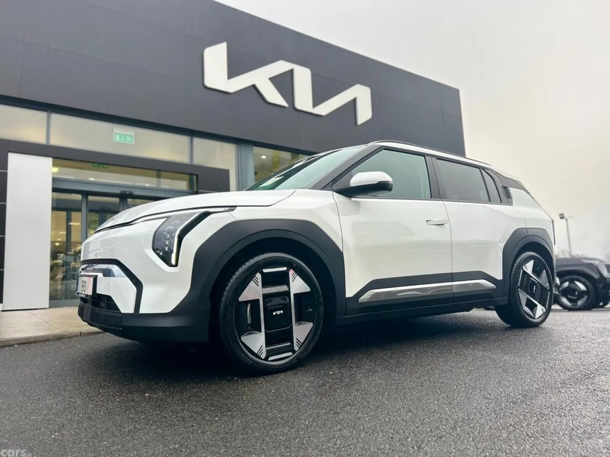 Kia EV3 SUV, Electric, 2027, White