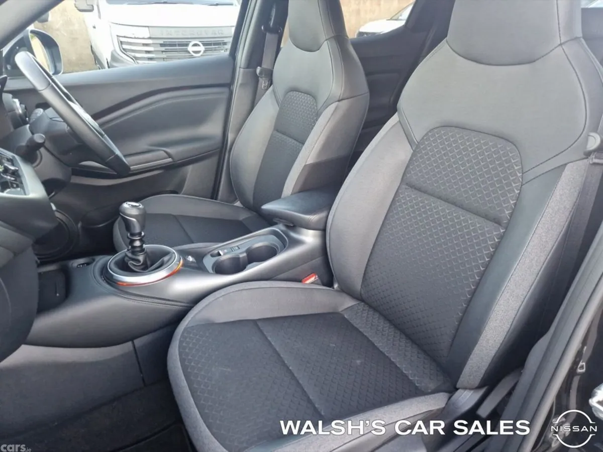 Nissan Juke MPV, Petrol, 2025, Black