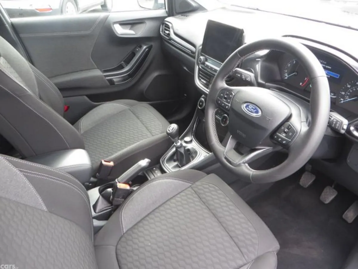 Ford Puma Hatchback, Petrol Hybrid, 2023, White