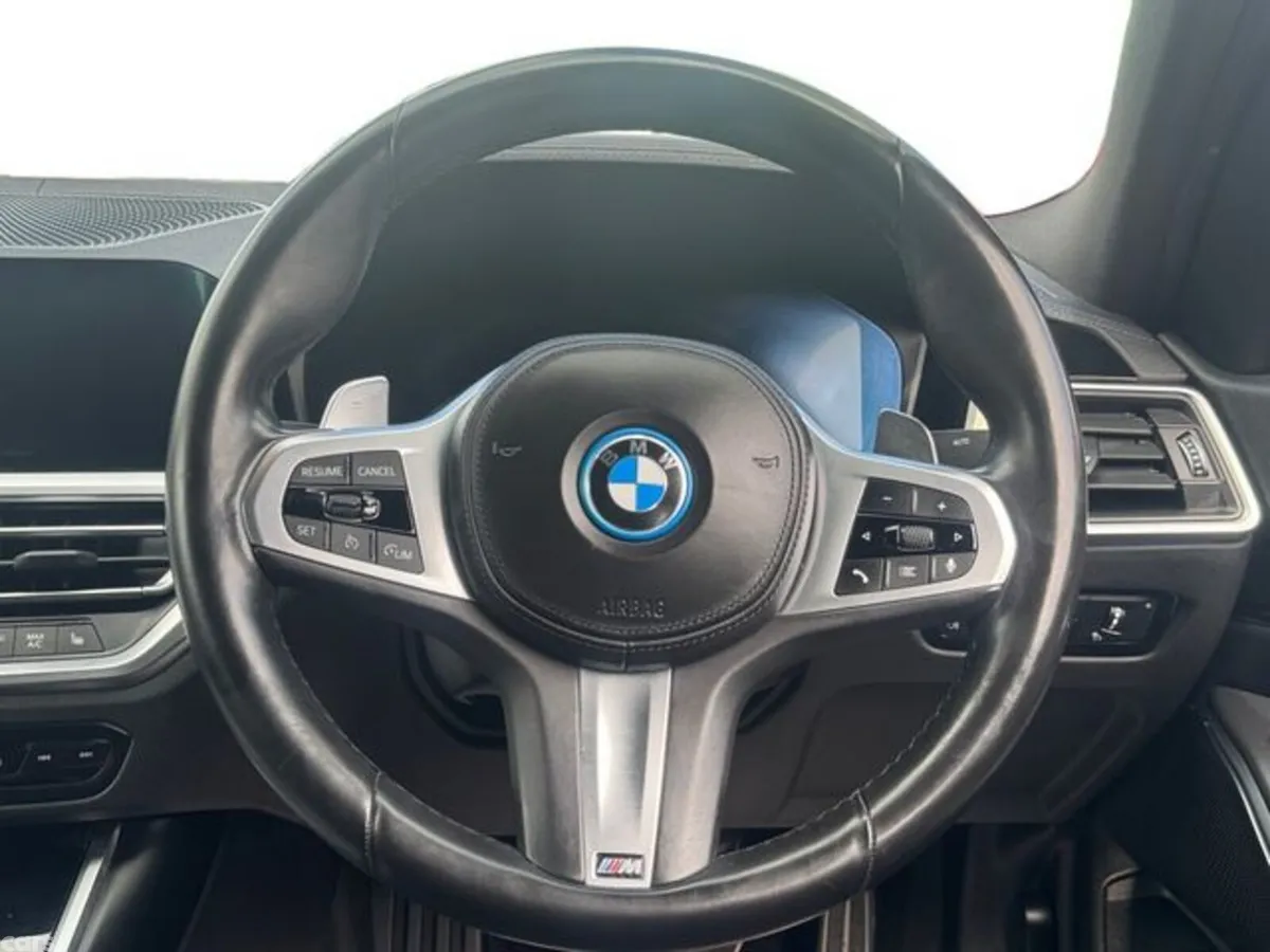 BMW 3-Series Saloon, Petrol Plug-in Hybrid, 2022, Black